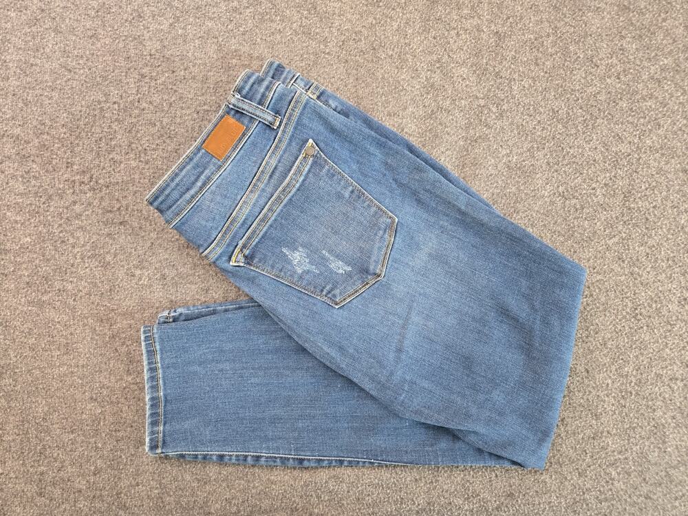 Judy Blue Distressed Relaxed Fit Skinny Jeans Womans Sz 15/32 JB8289DK Festival